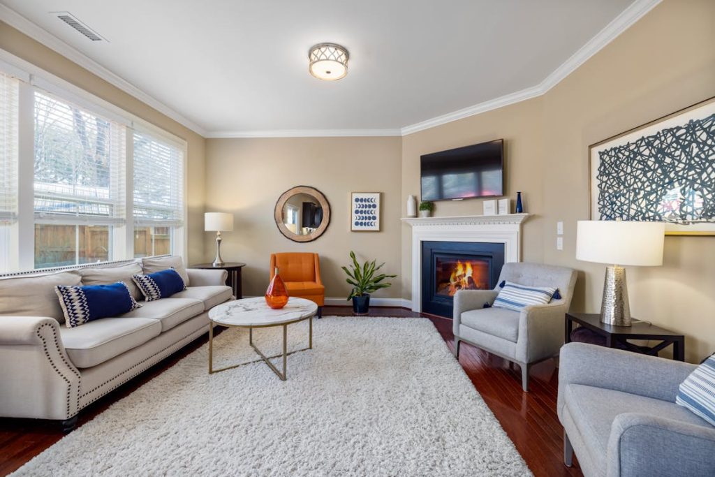 A harmonious living room